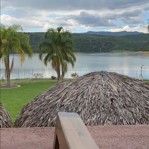 Meet your Posher, Ana.  l